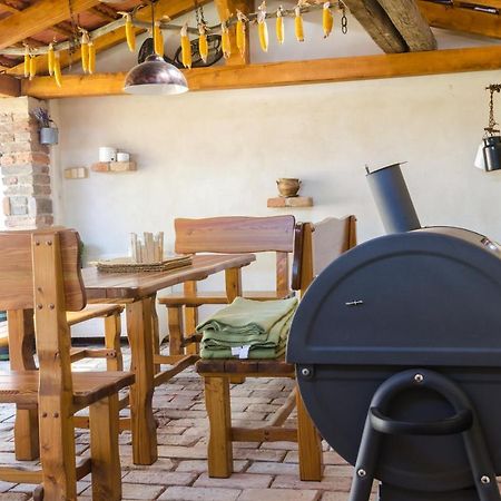 Villa Chalupa Hlohovec Extérieur photo