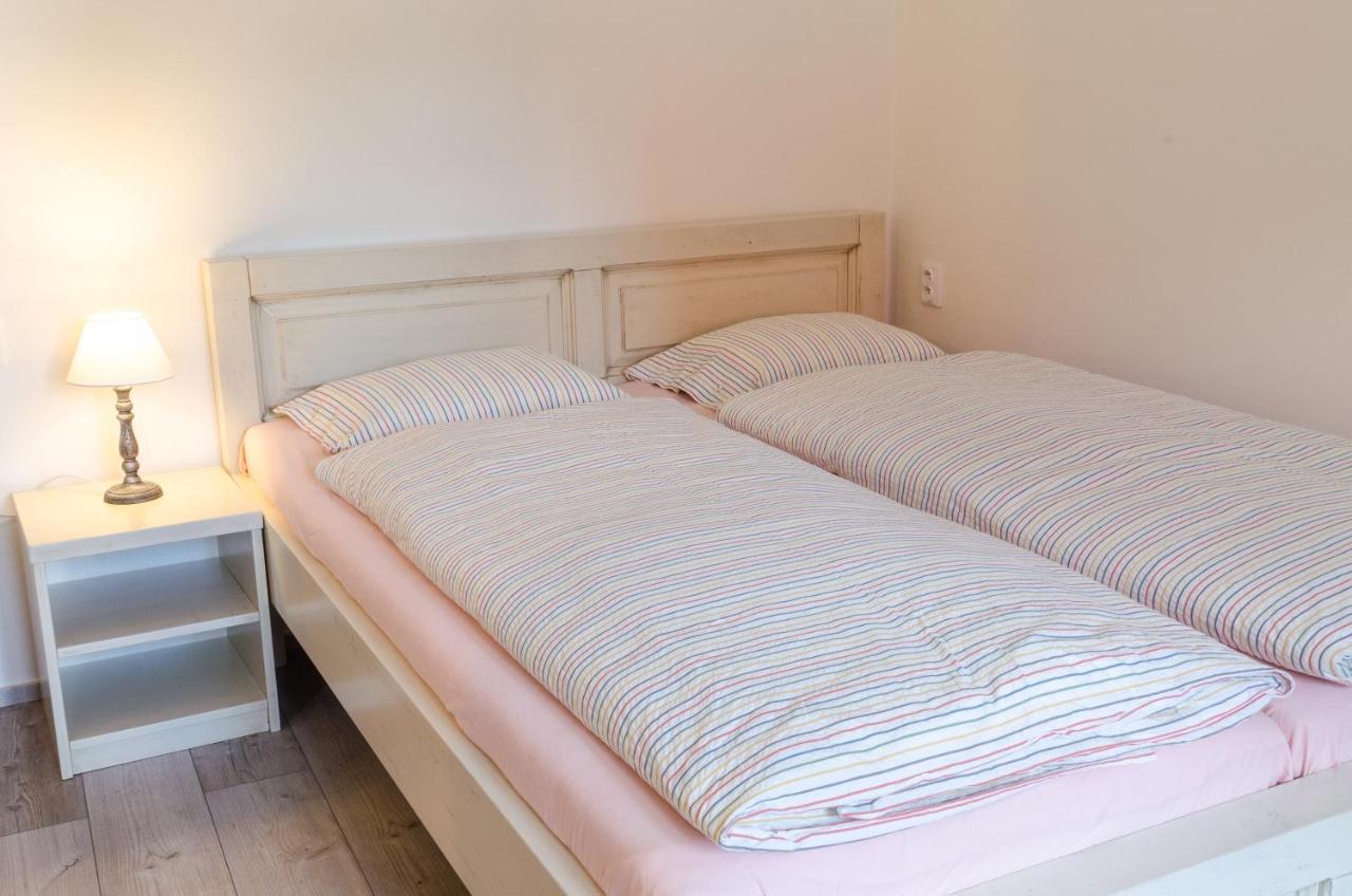 Villa Chalupa Hlohovec Extérieur photo