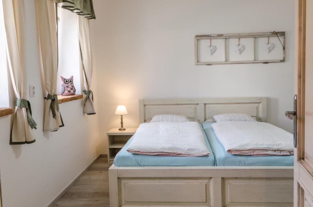 Villa Chalupa Hlohovec Extérieur photo